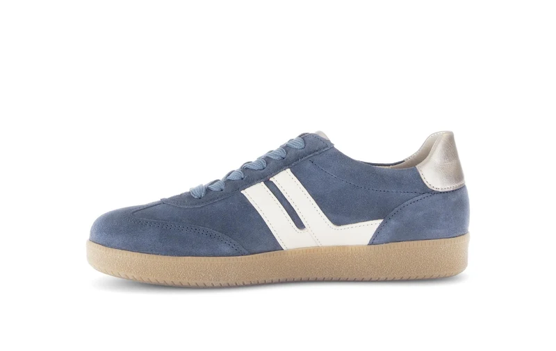 Baskets bleues en nubuck