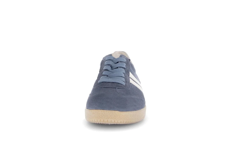 Baskets bleues en nubuck