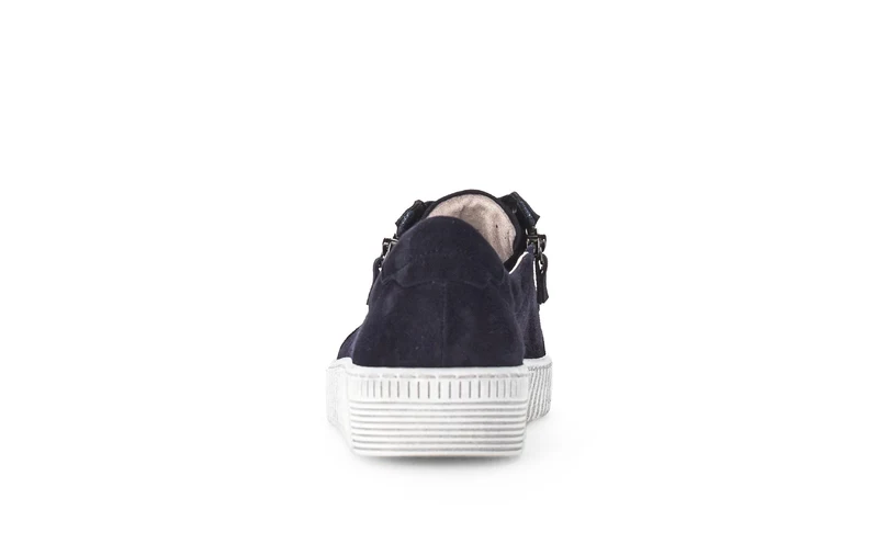 Baskets bleues en cuir