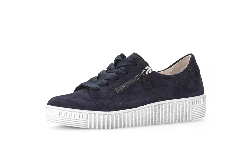 Baskets bleues en cuir
