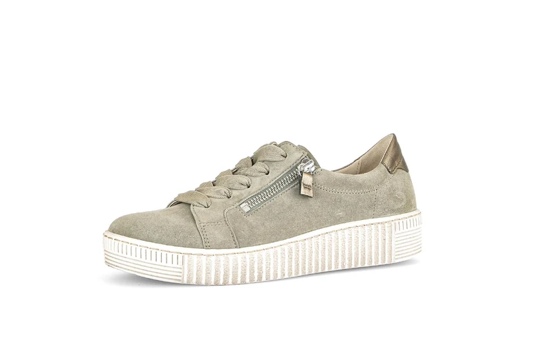 Baskets vertes en nubuck