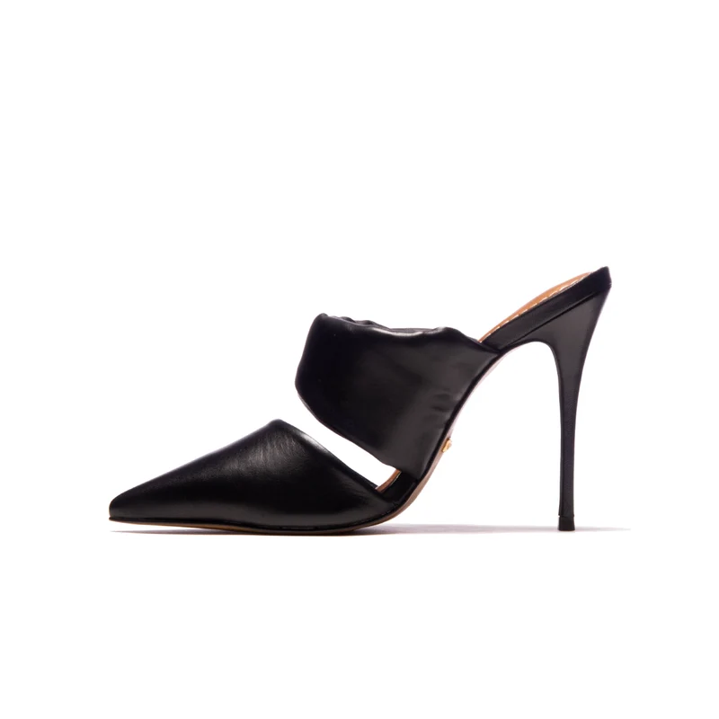 Liv Black Leather