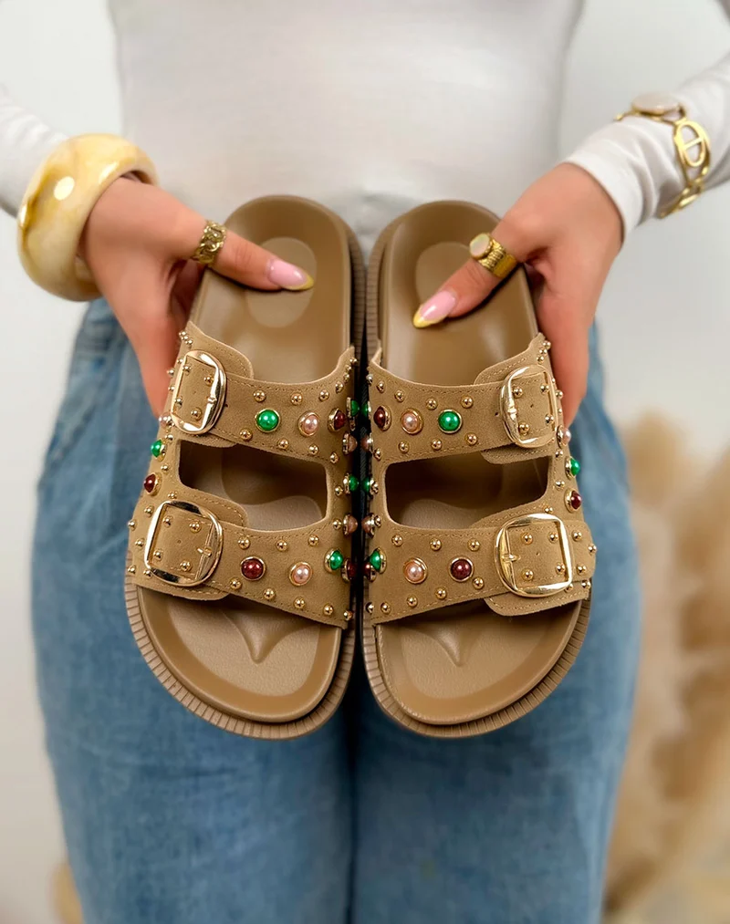 Mules femme beige foncé élégante à double boucle avec perles colorées