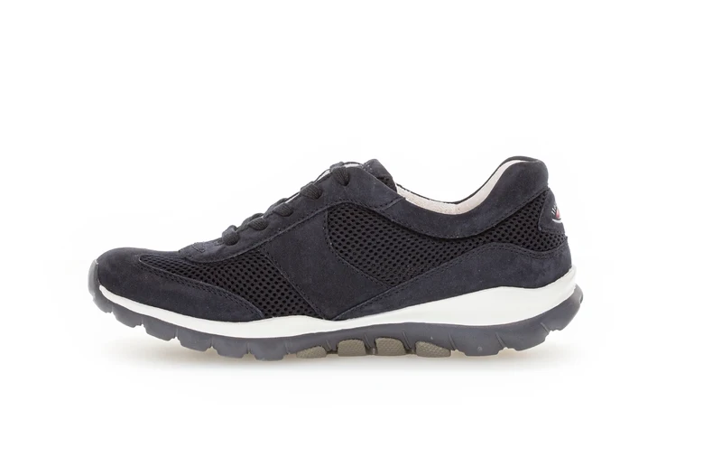 Baskets bleues en textile et cuir