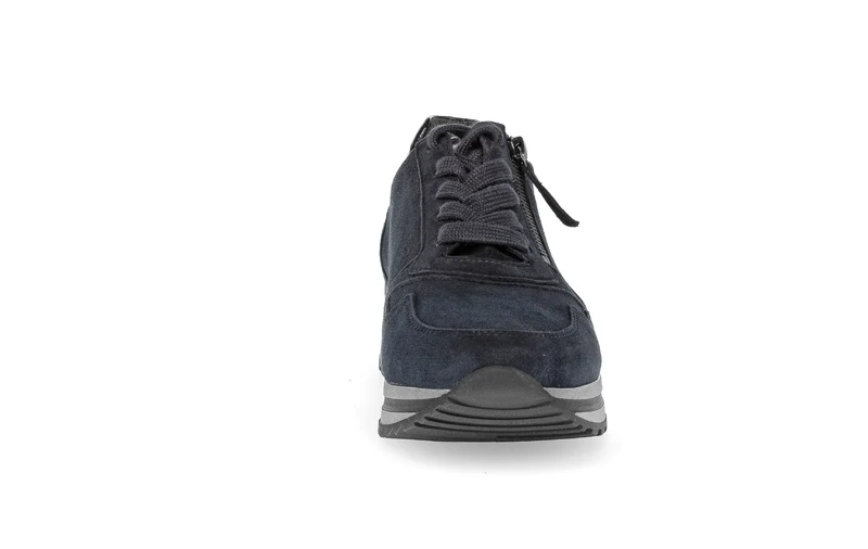 Baskets marine en combinaison cuirs