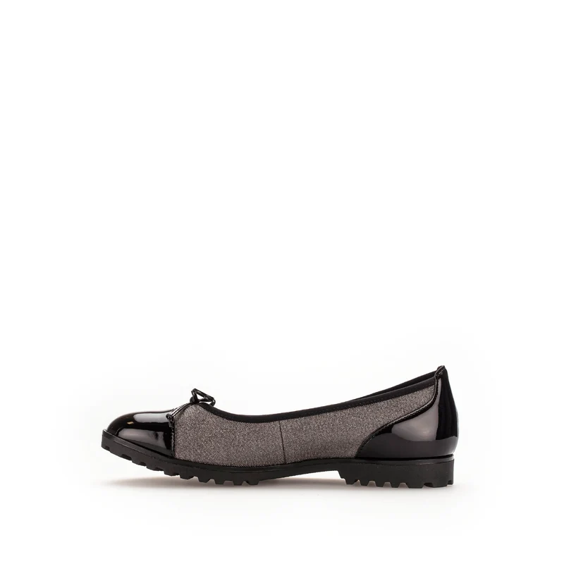 Ballerines argentées/noires en cuirs synthés