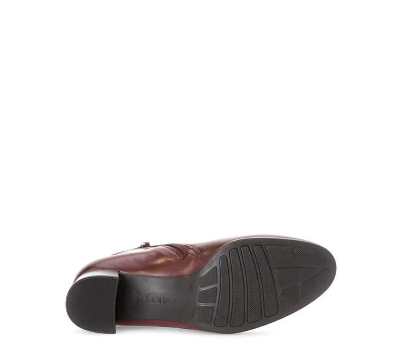 Bottines rouges en cuir lisse
