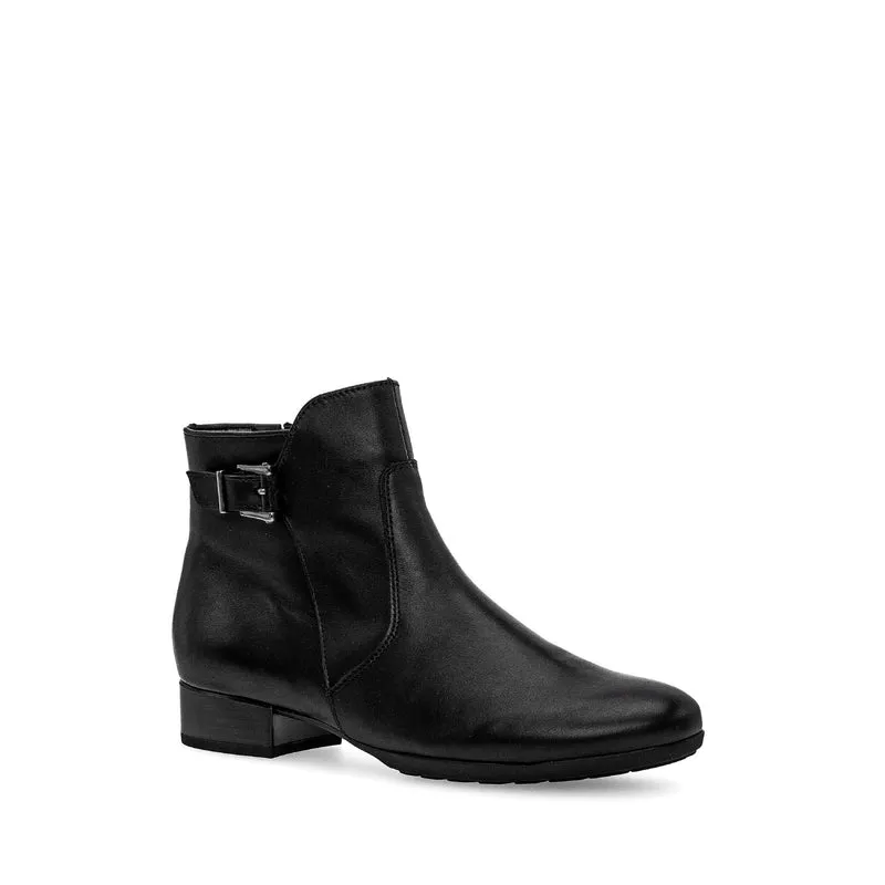 Bottines noires en cuir lisse