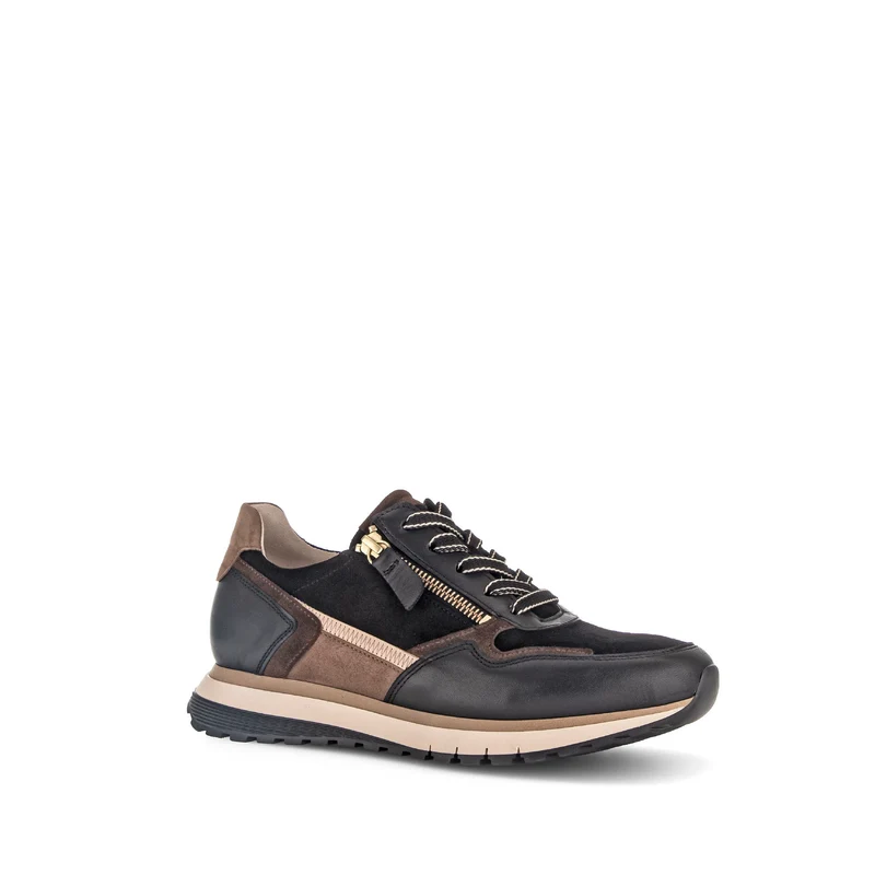 Baskets marron en combinaison cuirs
