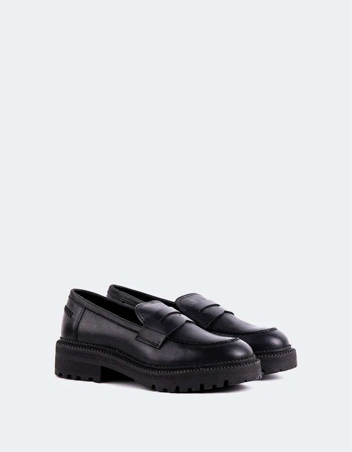 Zhary Black Leather