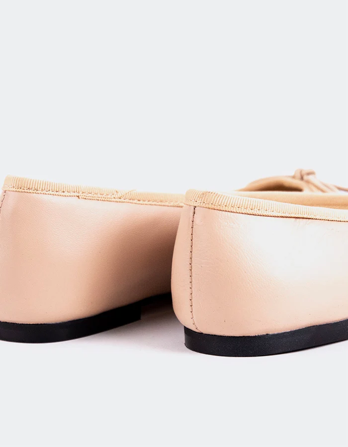 Maxie Light Pink Leather