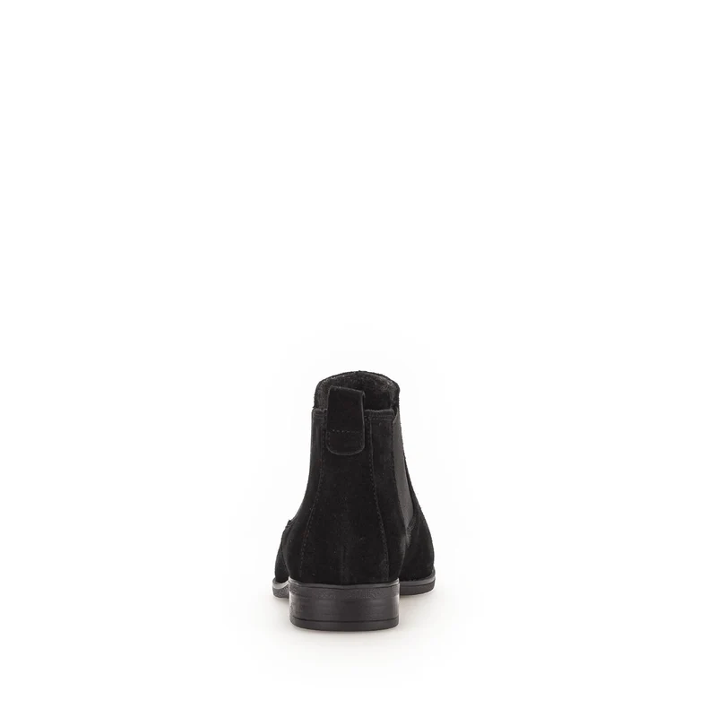 Bottines noires en suède