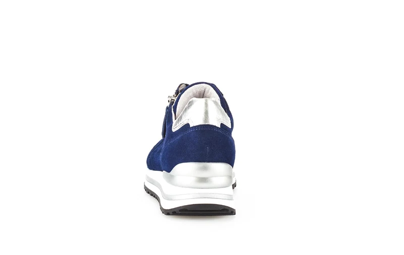 Baskets bleu marine en nubuck