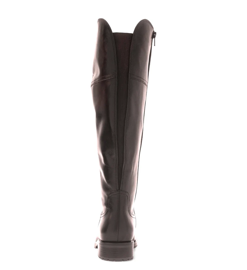 Bottes marron en cuir