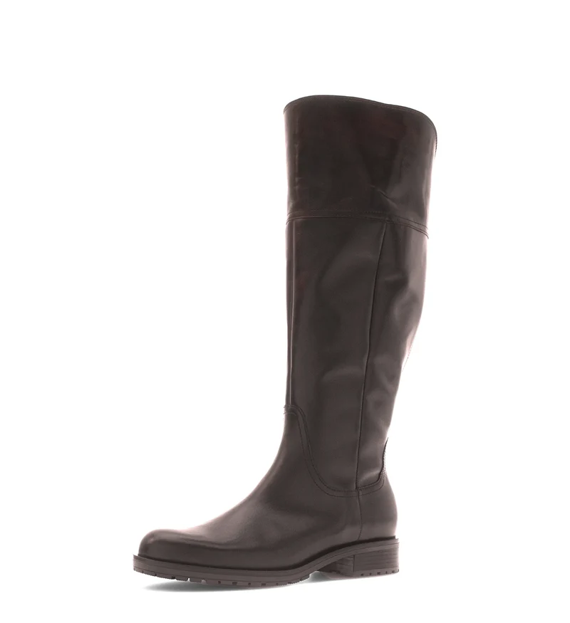 Bottes marron en cuir