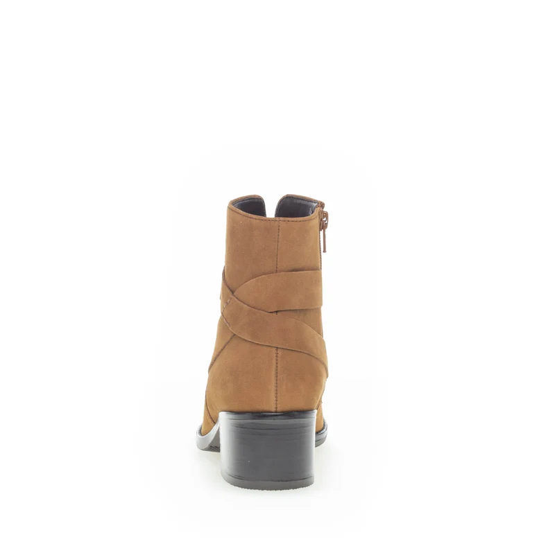 Bottines cognac en nubuck