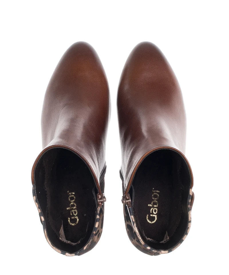 Bottines marron en cuir
