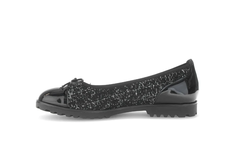 Ballerines noires en tweed