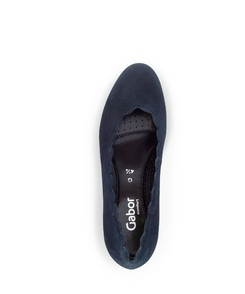 Escarpins bleus en cuir