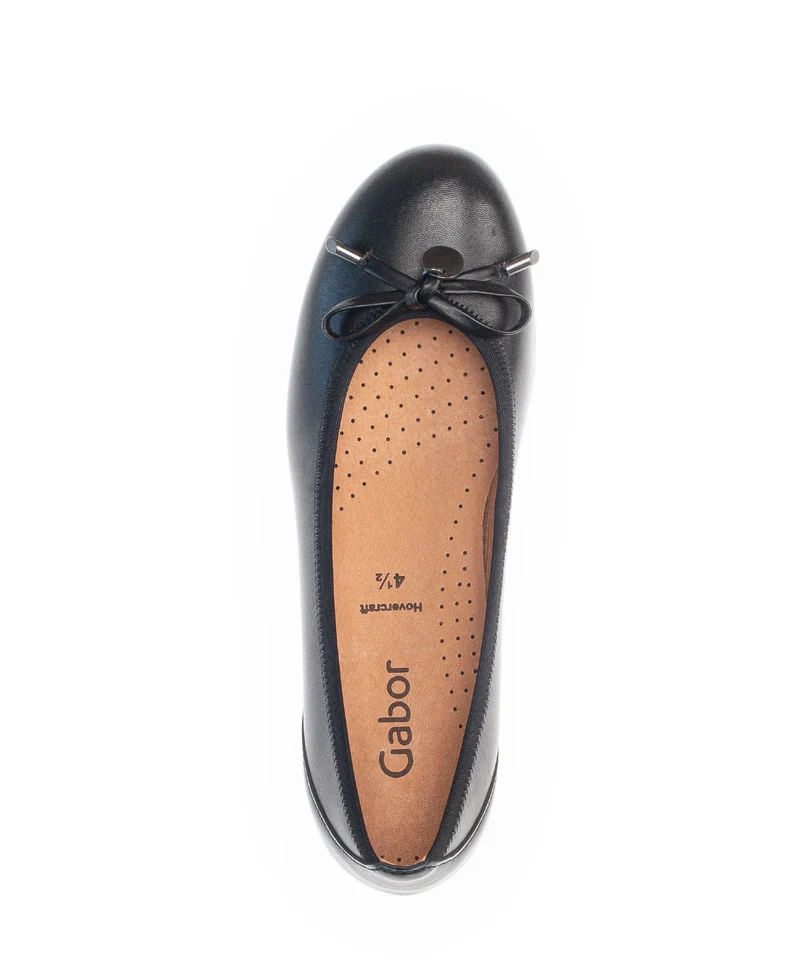 Ballerines noires en cuir lisse