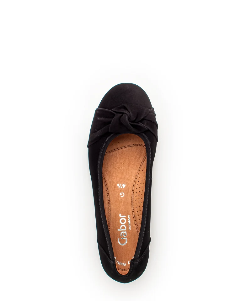 Ballerines noires en cuir lisse