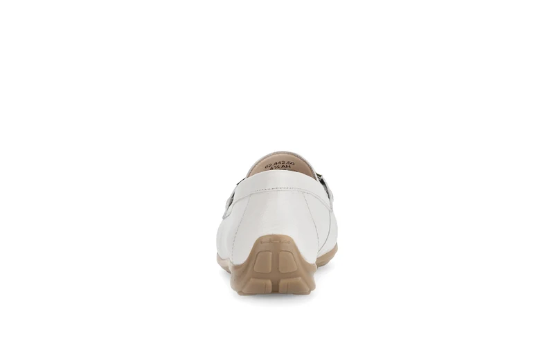 Mocassins blancs en cuir