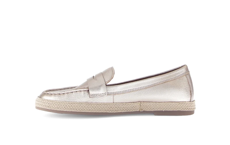 Mocassins poudrés en cuir métallisé