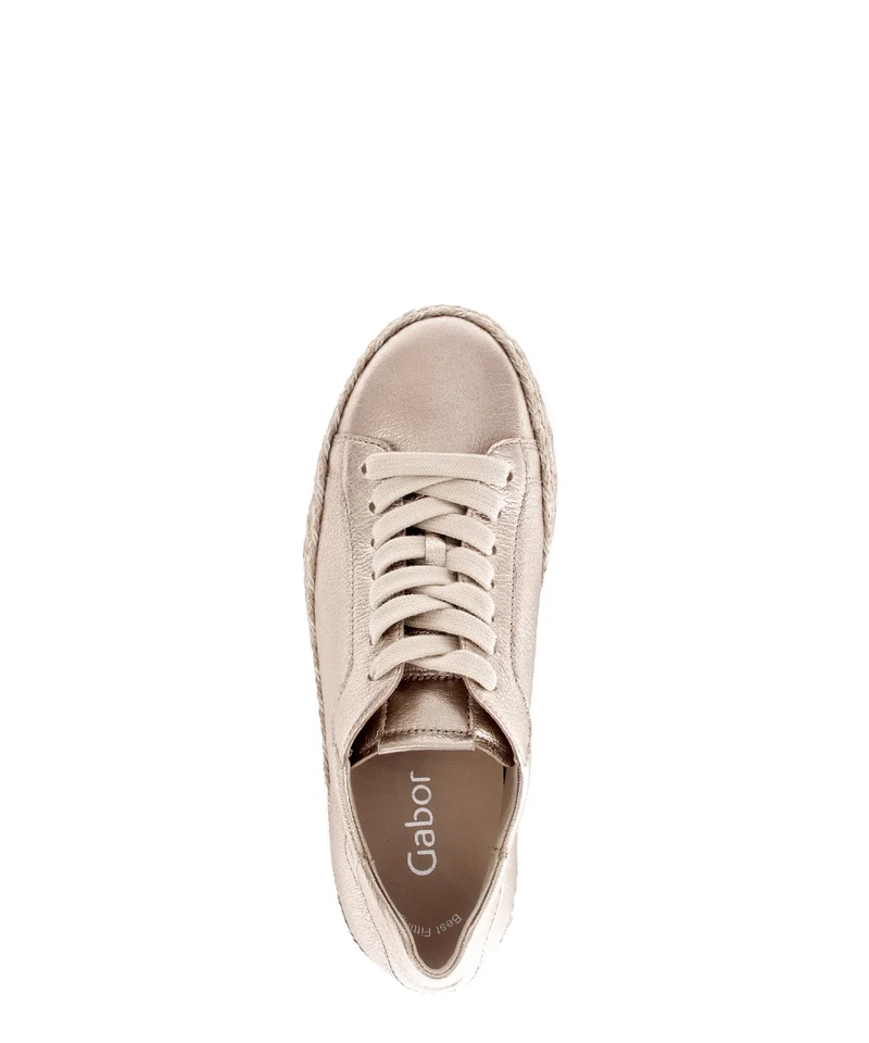Baskets beiges en cuir