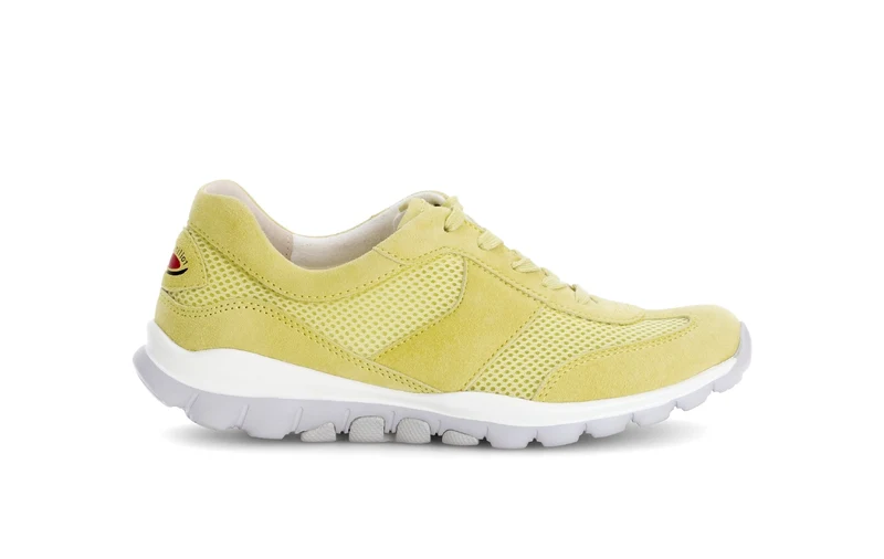 Baskets jaunes en combinaison Nubuck et textile