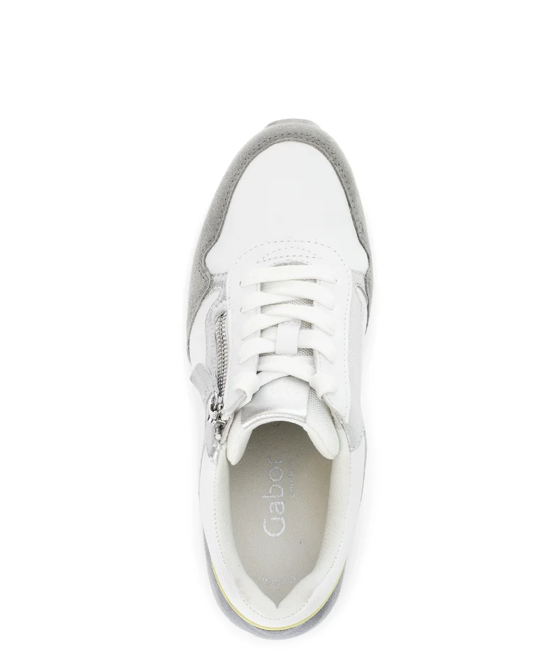 Baskets blanches en cuir lisse