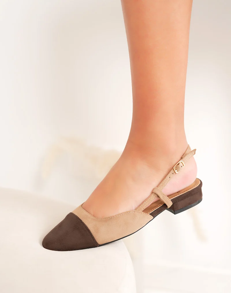 Ballerines femme beige élégantes à bout marron et bride fine