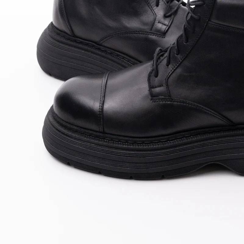 Yuni Black Leather