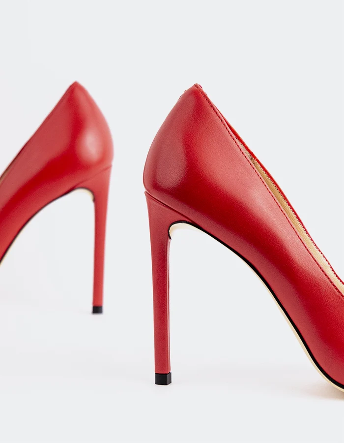 Evander Red Leather