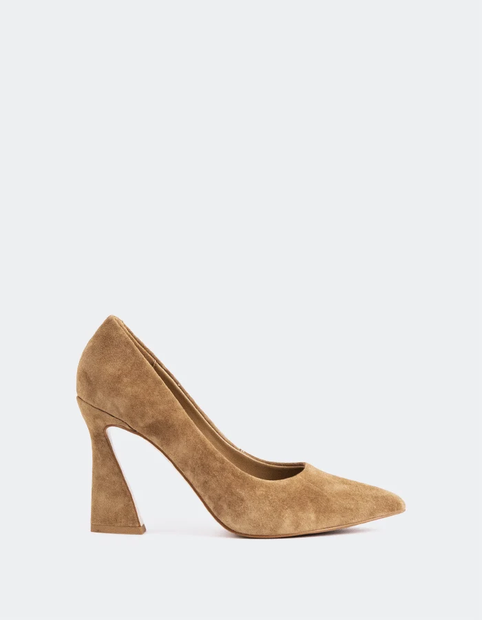 Amanda Camel Suede