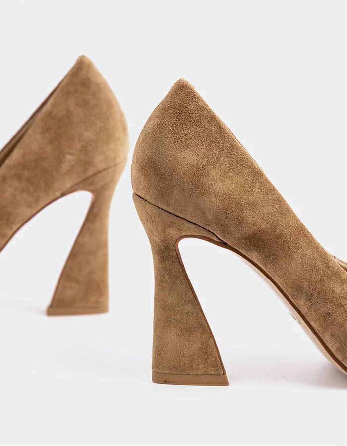Amanda Camel Suede