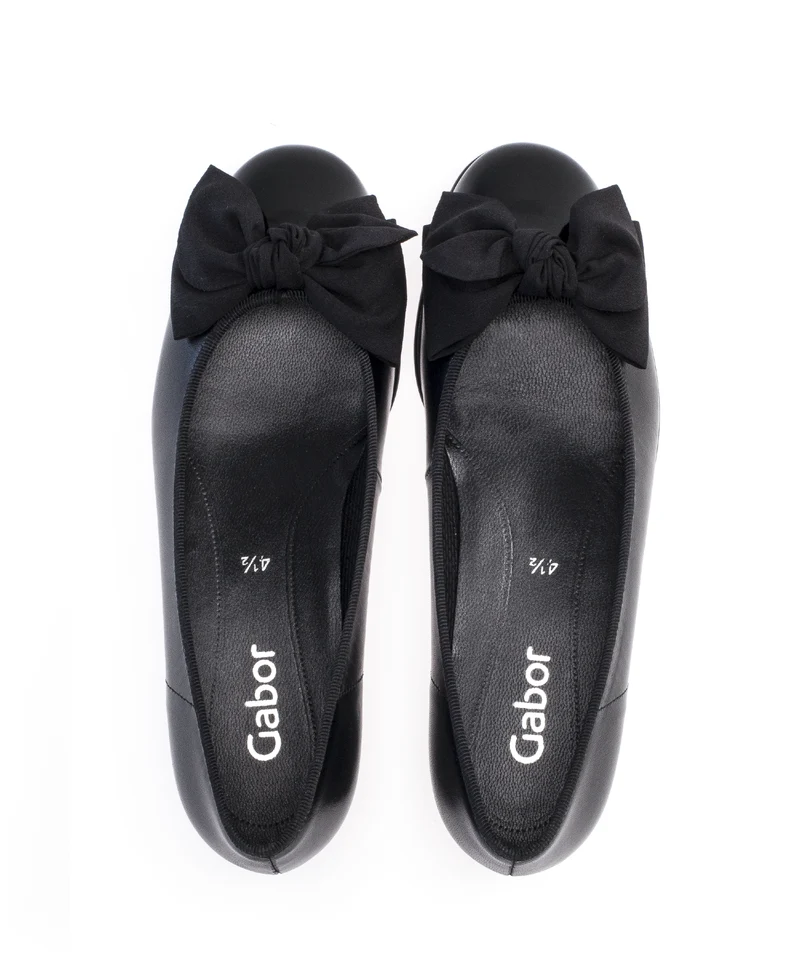 Ballerines noires en cuir/vernis