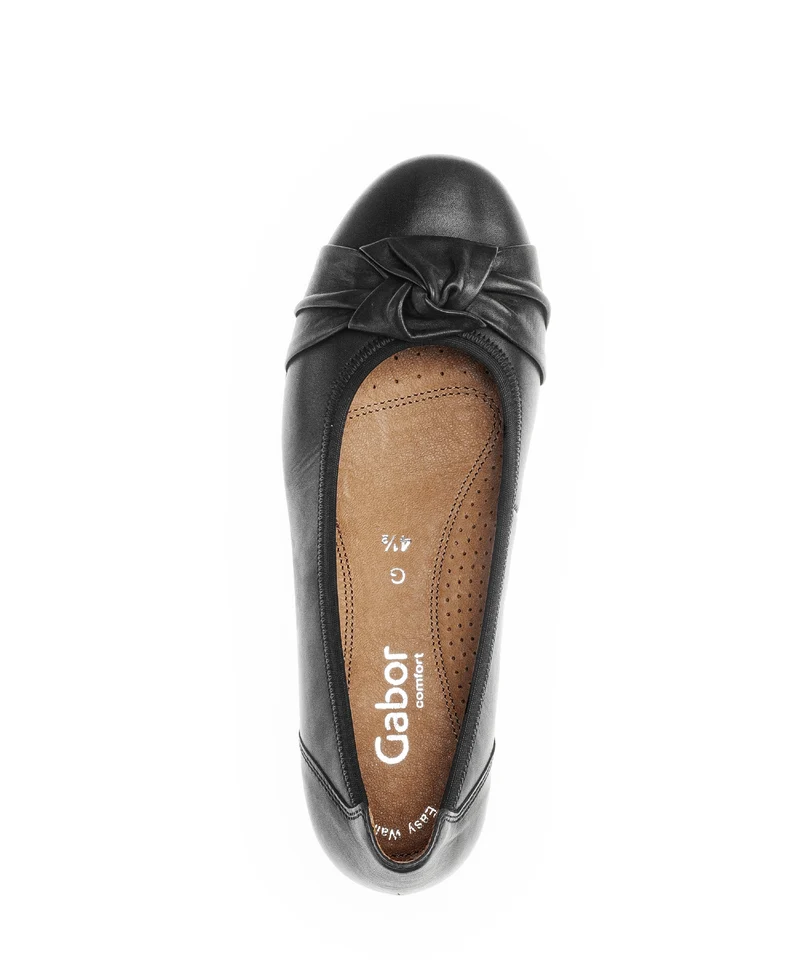 Ballerines noires en cuir lisse