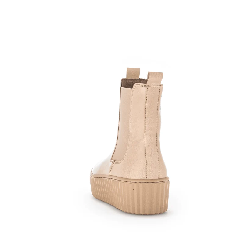 Bottines beiges en cuir lisse