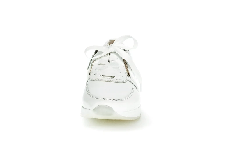 Sneakers blanches en cuir