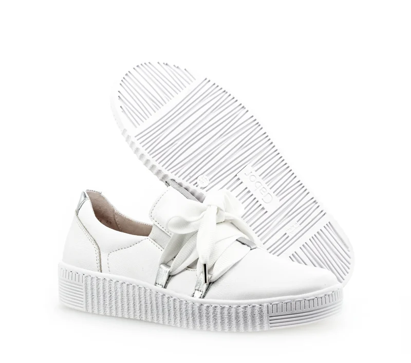 Sneakers blanches en cuir