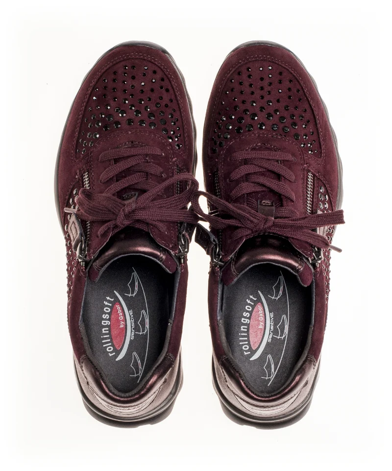 Baskets rouges en velours