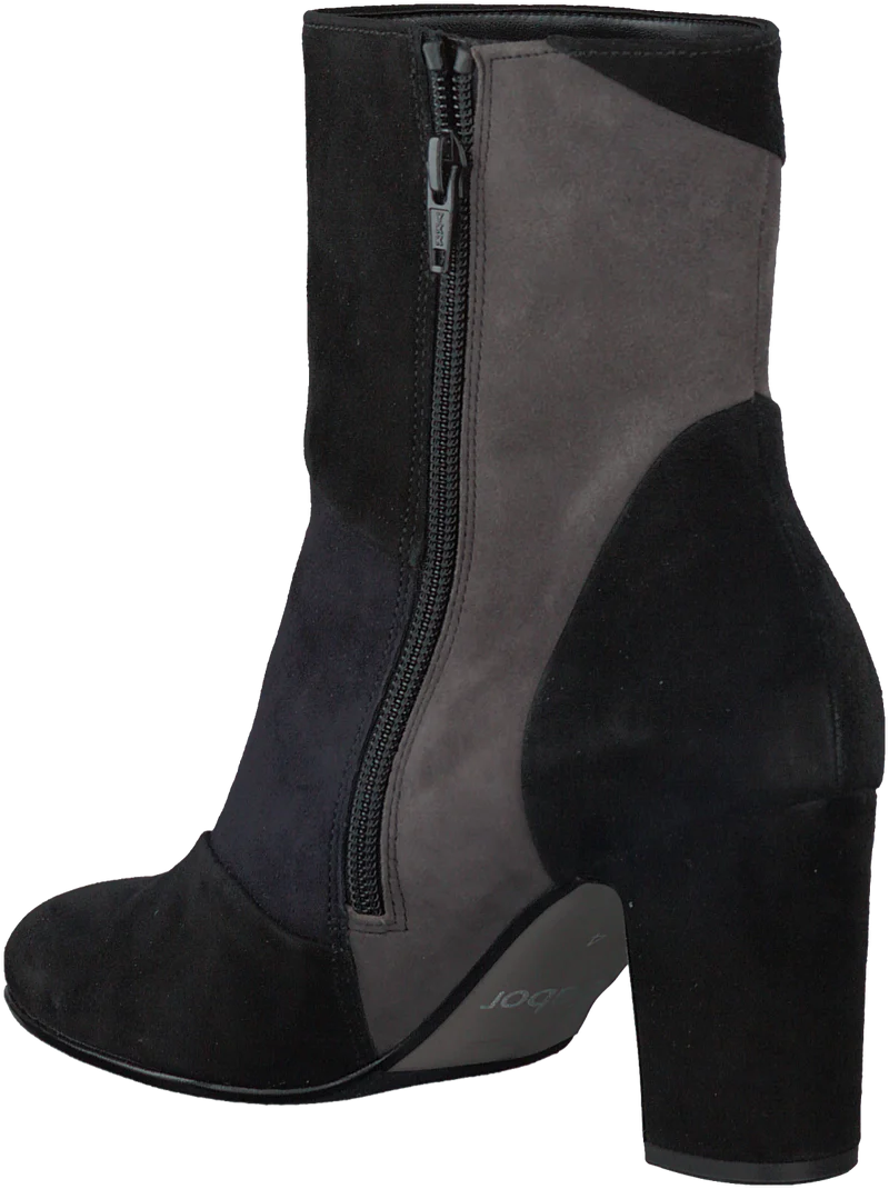 Bottines en velours à talon