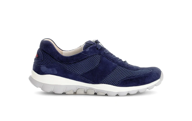 Baskets bleues en Nubuck et Textile