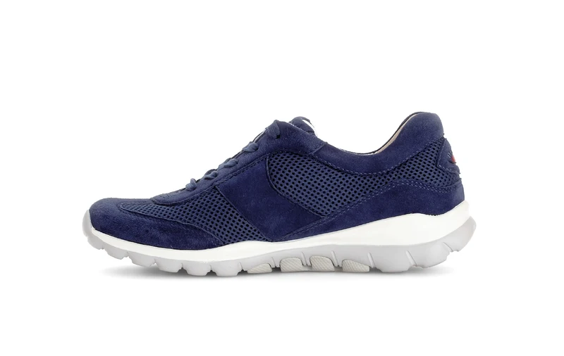 Baskets bleues en Nubuck et Textile
