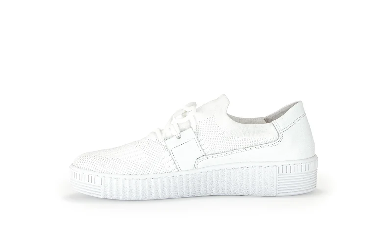Baskets blanches en textile
