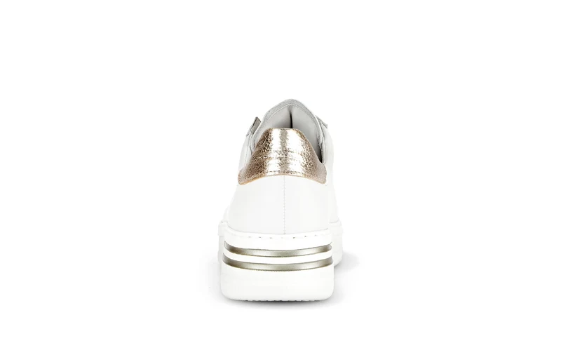 Baskets blanches en cuir lisse