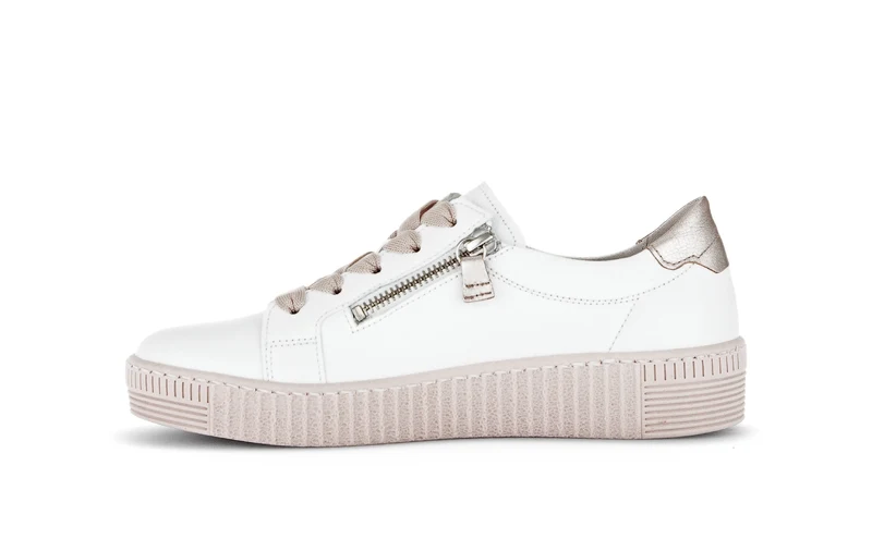 Baskets blanches en cuir lisse