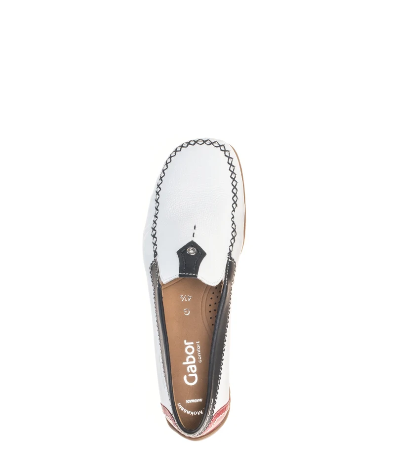 Mocassins blancs en cuir lisse