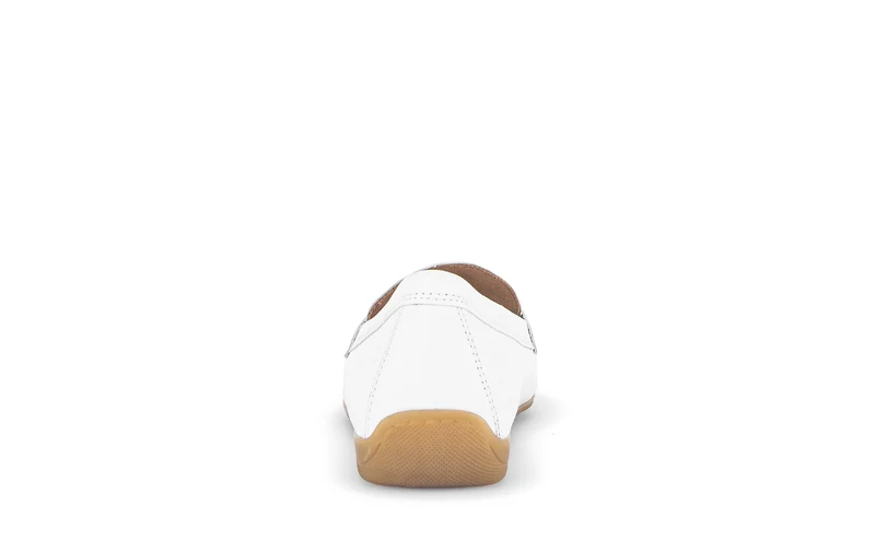 Mocassins blancs en cuir lisse