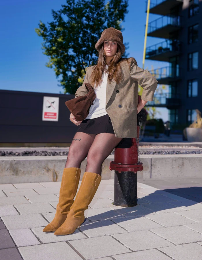 Veneza Camel Suede